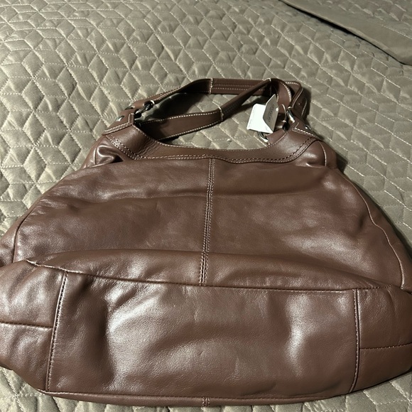 NWT- Coach Soho Lynn Brown Leather Large Hobo Bag - Picture 5 of 14